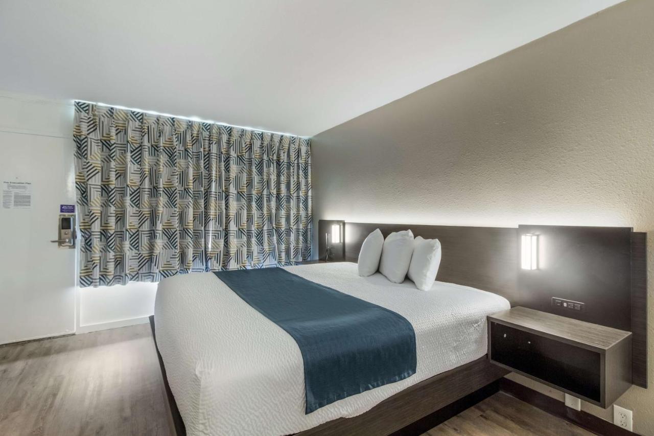 Motel 6 Groves, Tx 외부 사진