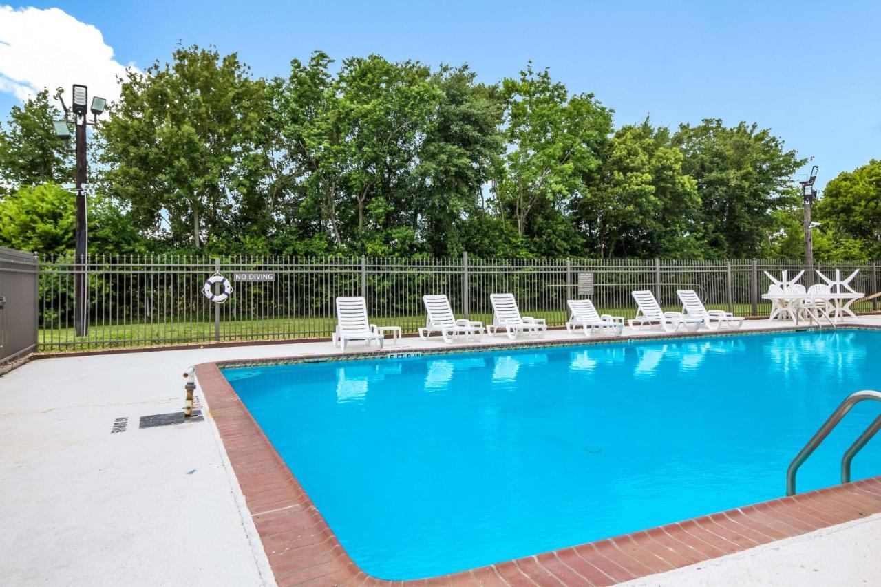 Motel 6 Groves, Tx 외부 사진